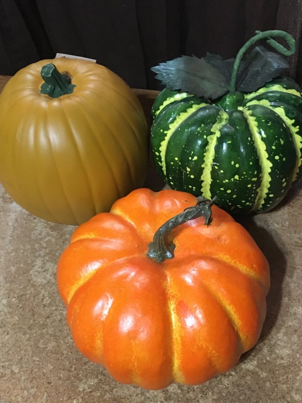 LOT OF 3 CRAFT PUMPKINS HALLOWEEN THANKSGIVING DECORATION DECOR 8" X 8" 9" X 6" - Picture 6 of 9